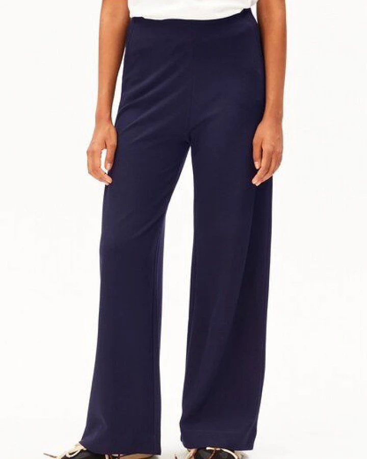 Produktseite: ARMEDANGELS JERSEY WIDE Damen Jerseyhose aus LENZING ECOVERO Viskose Mix