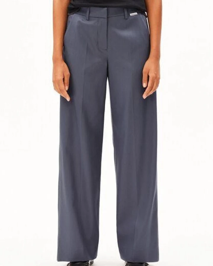 Produktseite: ARMEDANGELS LEANDRAA Damen Webhose aus TENCEL Lyocell Mix