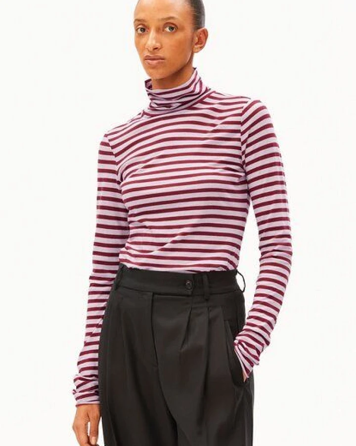 Moonlit Lilac-Velvet Red