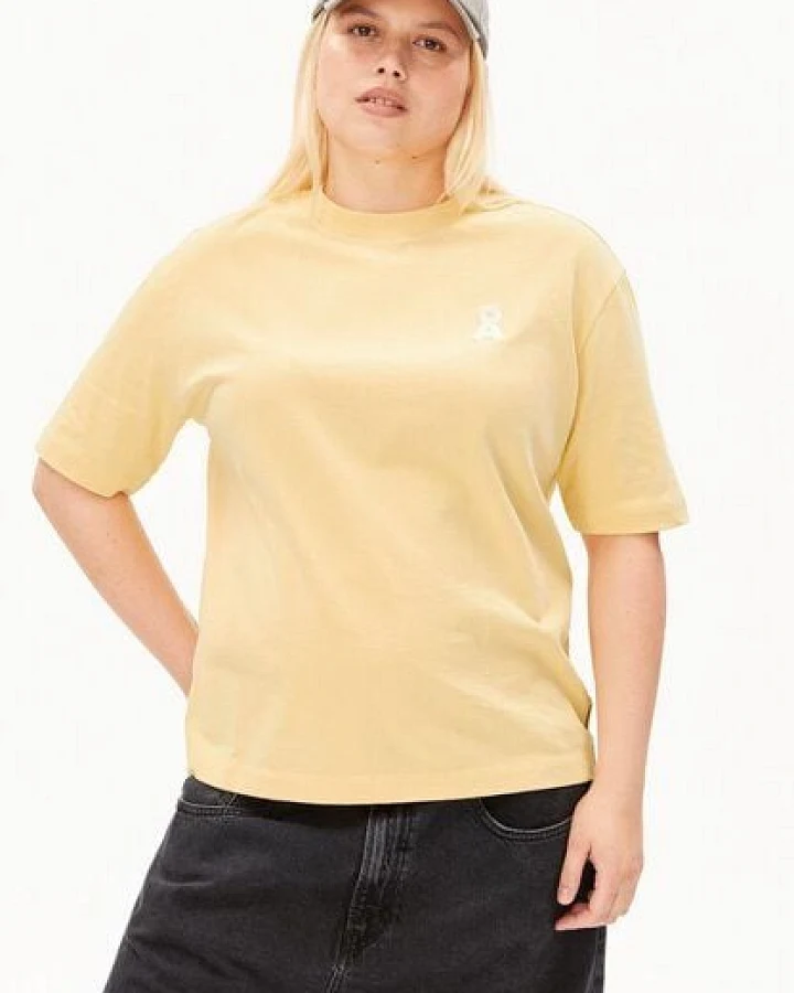 Produktseite: ARMEDANGELS ICONIC Å TARJAA Damen Heavyweight T-Shirt aus recyceltem Baumwoll Mix