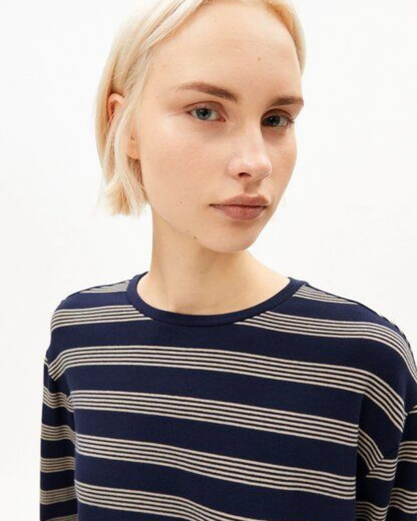 ARMEDANGELS MARYNAA FINE STRIPE Damen Longsleeve aus Bio-Baumwoll Mix – Ansicht 3