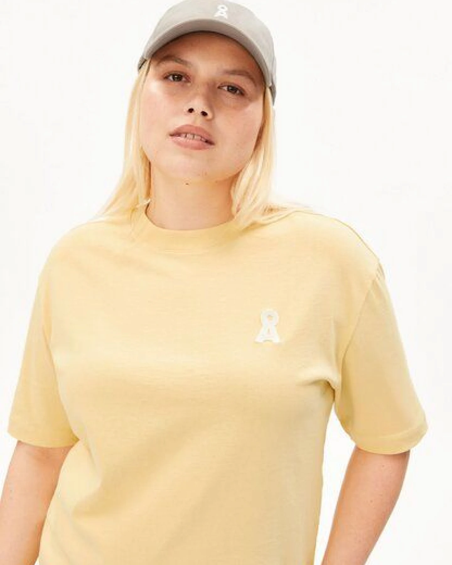 ARMEDANGELS ICONIC Å TARJAA Damen Heavyweight T-Shirt aus recyceltem Baumwoll Mix – Ansicht 3
