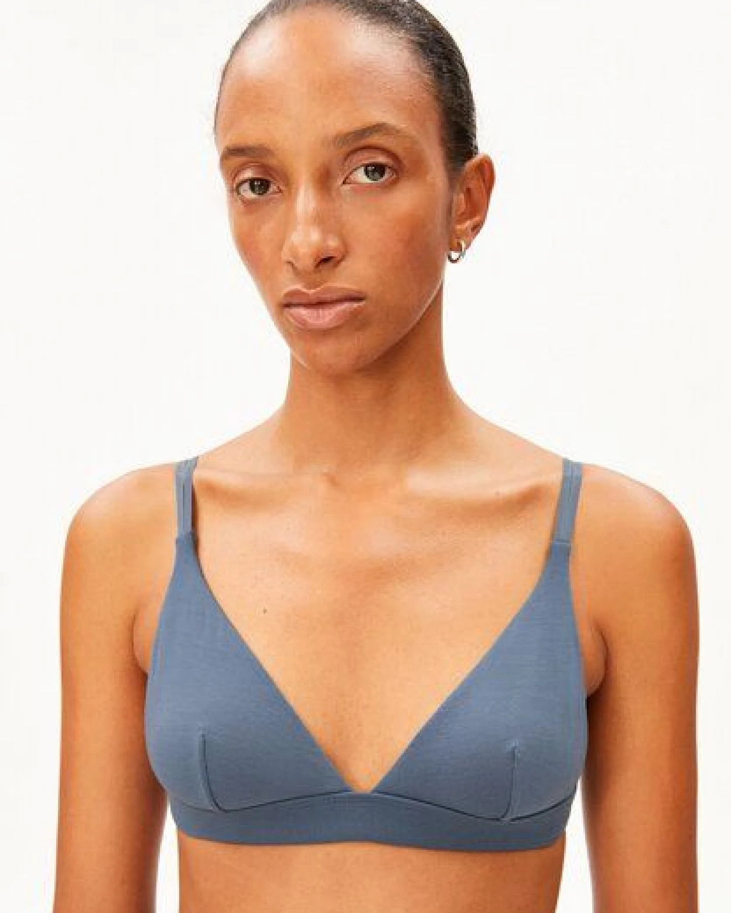 ARMEDANGELS OSILAA Damen Triangle Bralette aus TENCEL Modal Mix – Ansicht 3