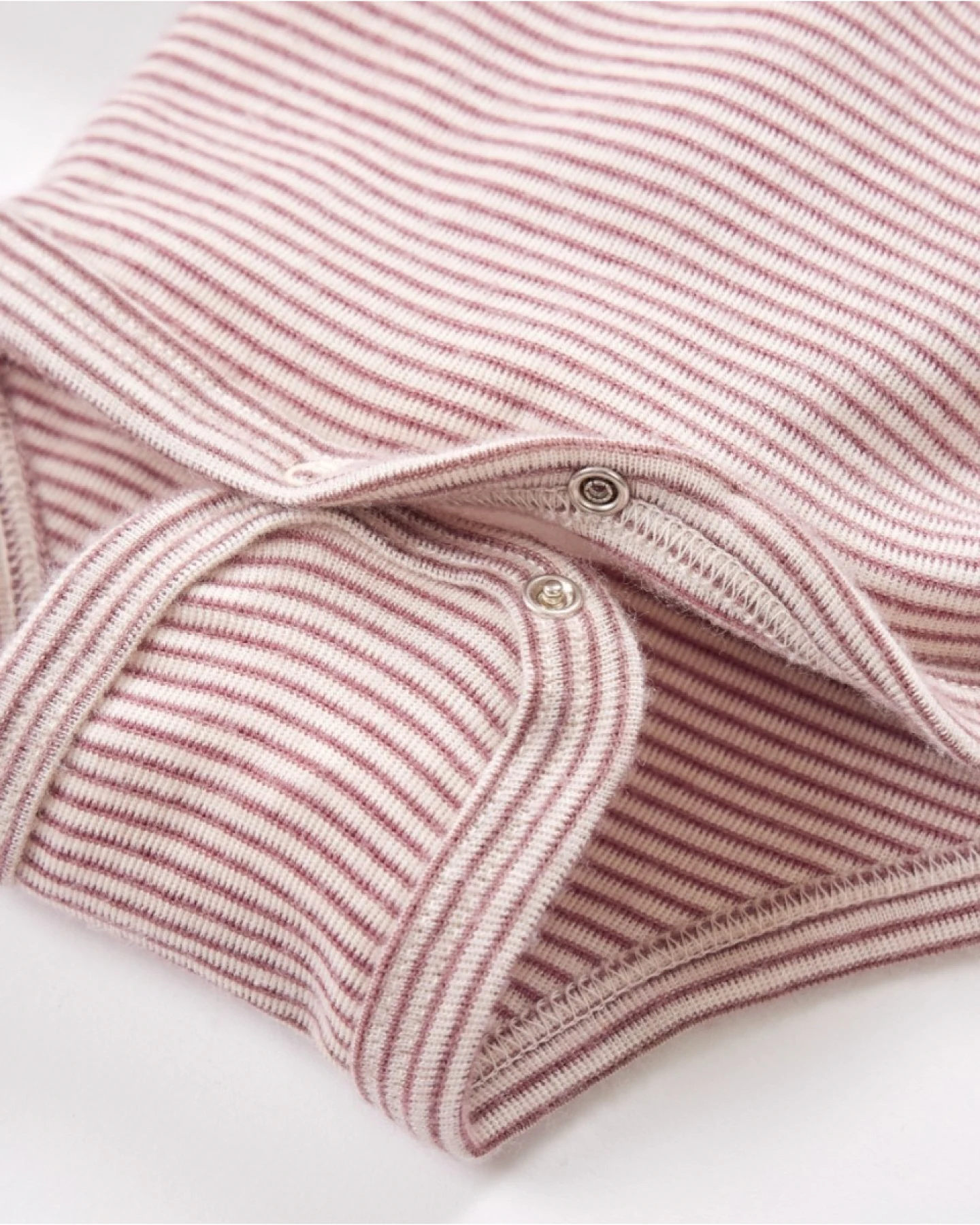 Lilano Baby Wickelbody Langarm Wolle Seide beere-mauve geringelt Gr.62 – Ansicht 2