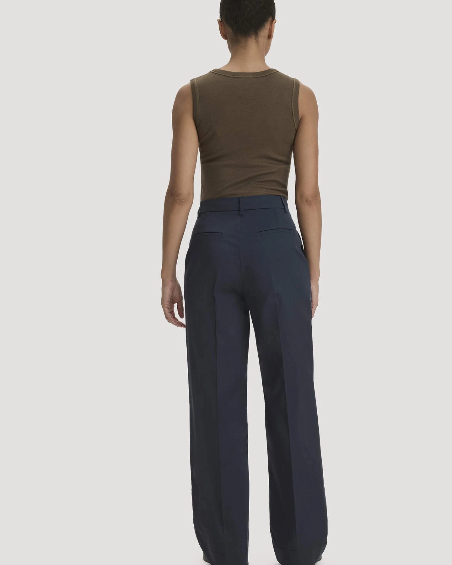 hessnatur Damen Hose Straight Leg Relaxed aus TENCEL™ Lyocell mit Bio-Baumwolle - blau - Größe 44 – Ansicht 2