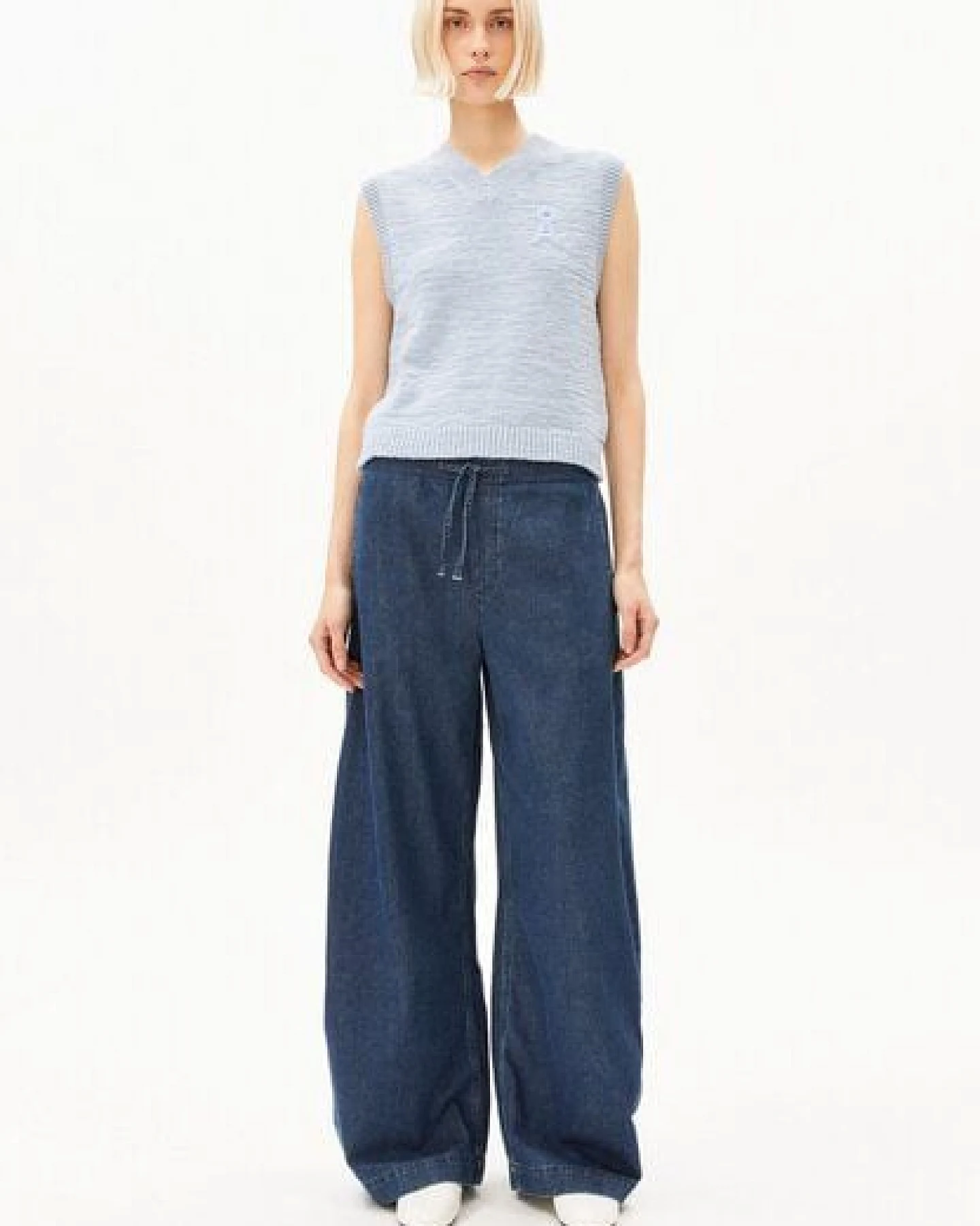ARMEDANGELS ICONIC Å Damen Strickweste aus 100% Bio-Baumwolle – Ansicht 4
