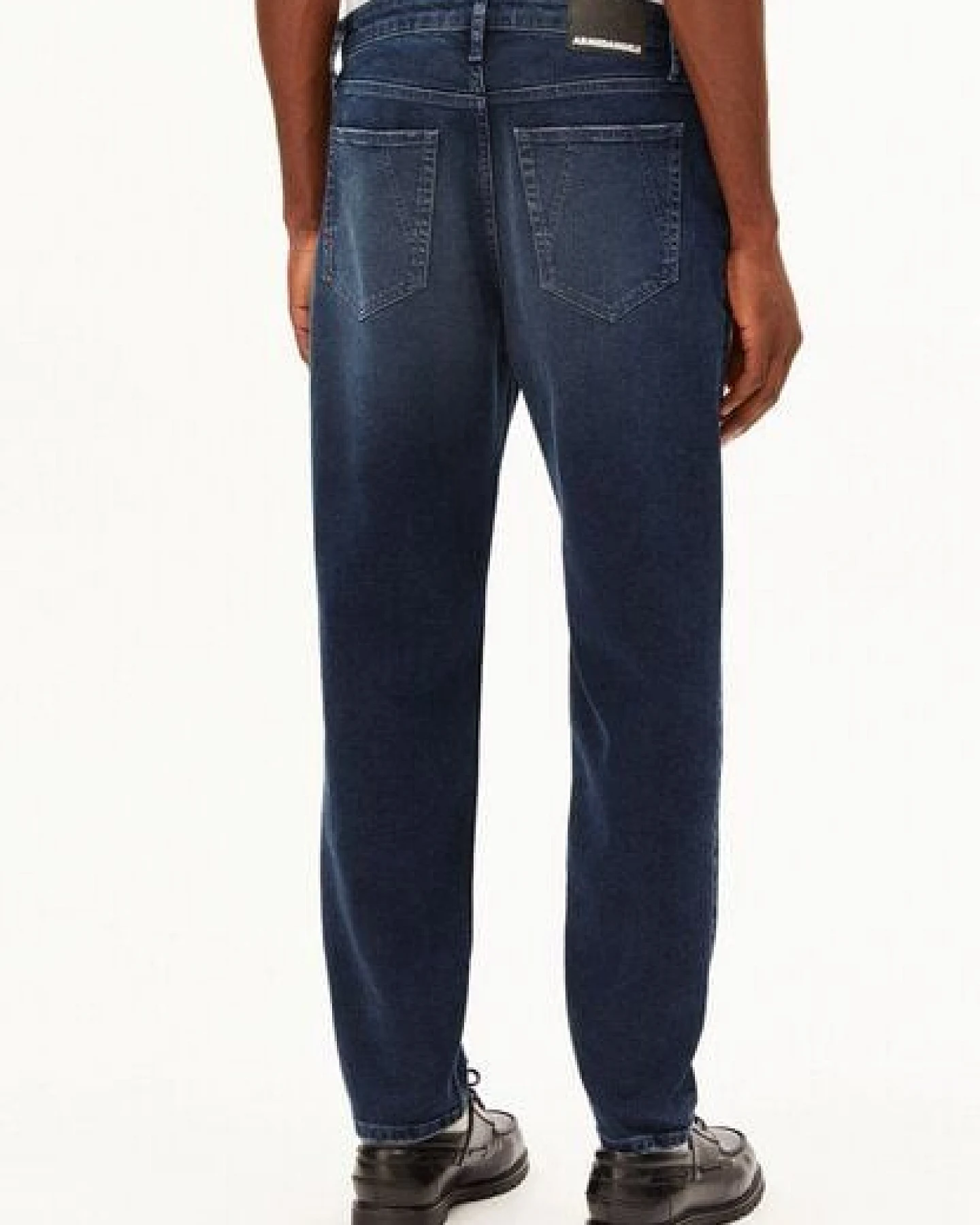 ARMEDANGELS AARJO TARPA Herren Jeans aus recyceltem Baumwoll Mix Comfort Stretch – Ansicht 2