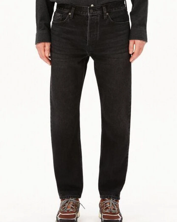 Produktseite: ARMEDANGELS MAADOX Herren Jeans aus 100% Bio-Baumwolle