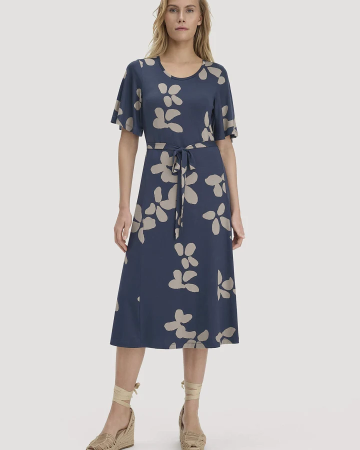 hessnatur Damen Print Jersey Kleid kniebedeckend Slim aus TENCEL™ Lyocell - blau - Größe 34