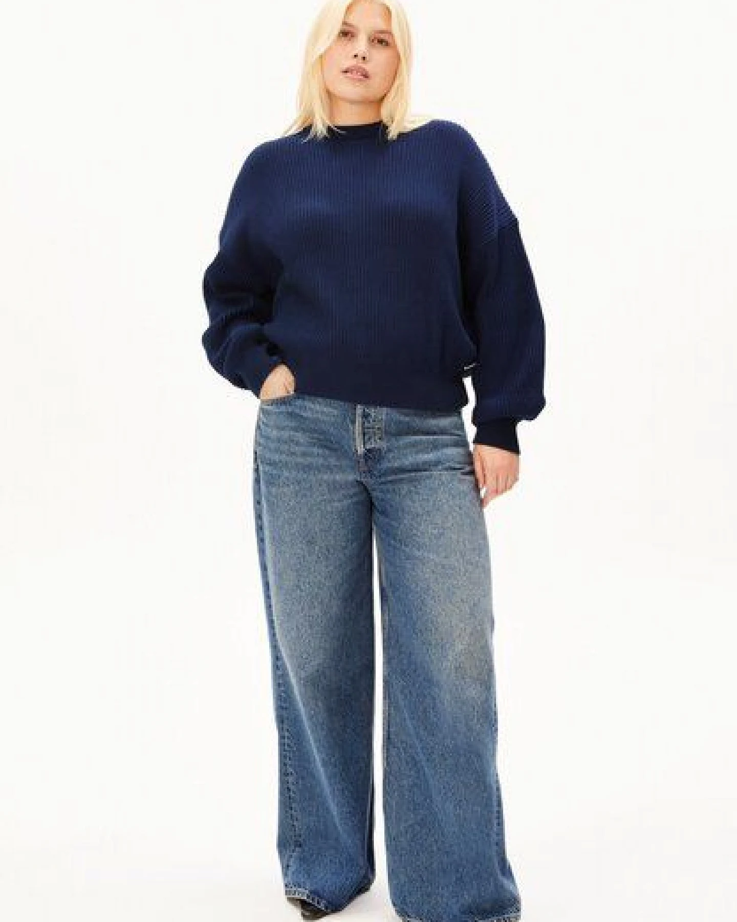 ARMEDANGELS VANISÉ RIB Damen Strickpullover aus 100% Bio-Baumwolle – Ansicht 4
