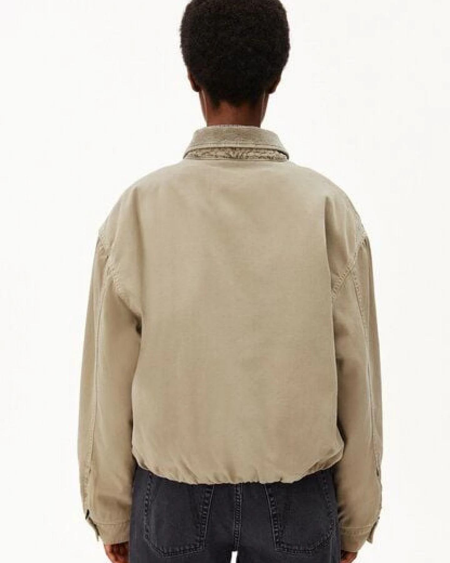 ARMEDANGELS ICONIC Å Damen Oversize-Jacke aus 100% Bio-Baumwolle – Ansicht 2