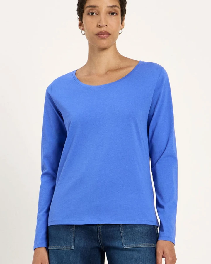 Blau