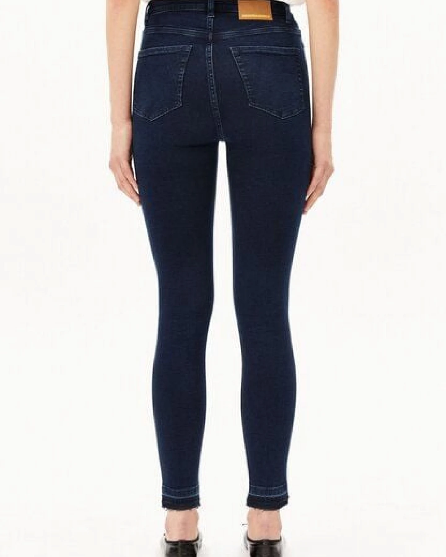 ARMEDANGELS INGAA Damen Jeans aus Bio-Baumwoll Mix X-Stretch – Ansicht 2