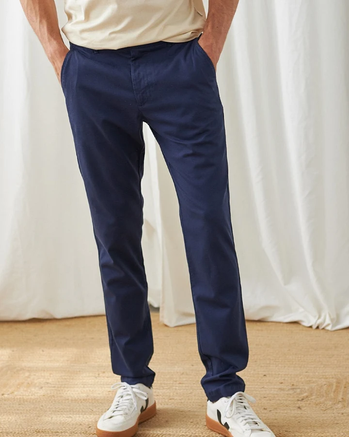 TWOTHIRDS Herren vegan Chinos Yapes Marineblau