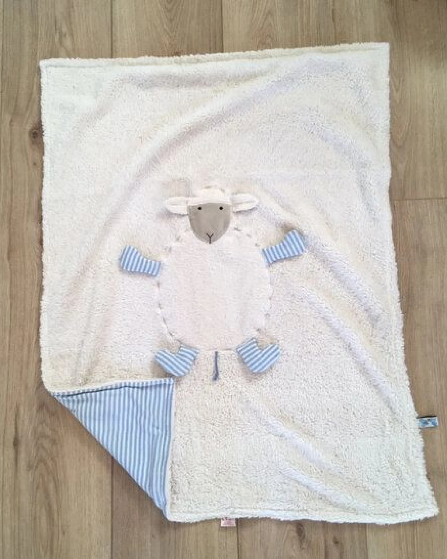 Pat und Patty Kuschlige Bio-Babydecke "Schaf", Größe ca . 75 x 100 cm – Ansicht 2