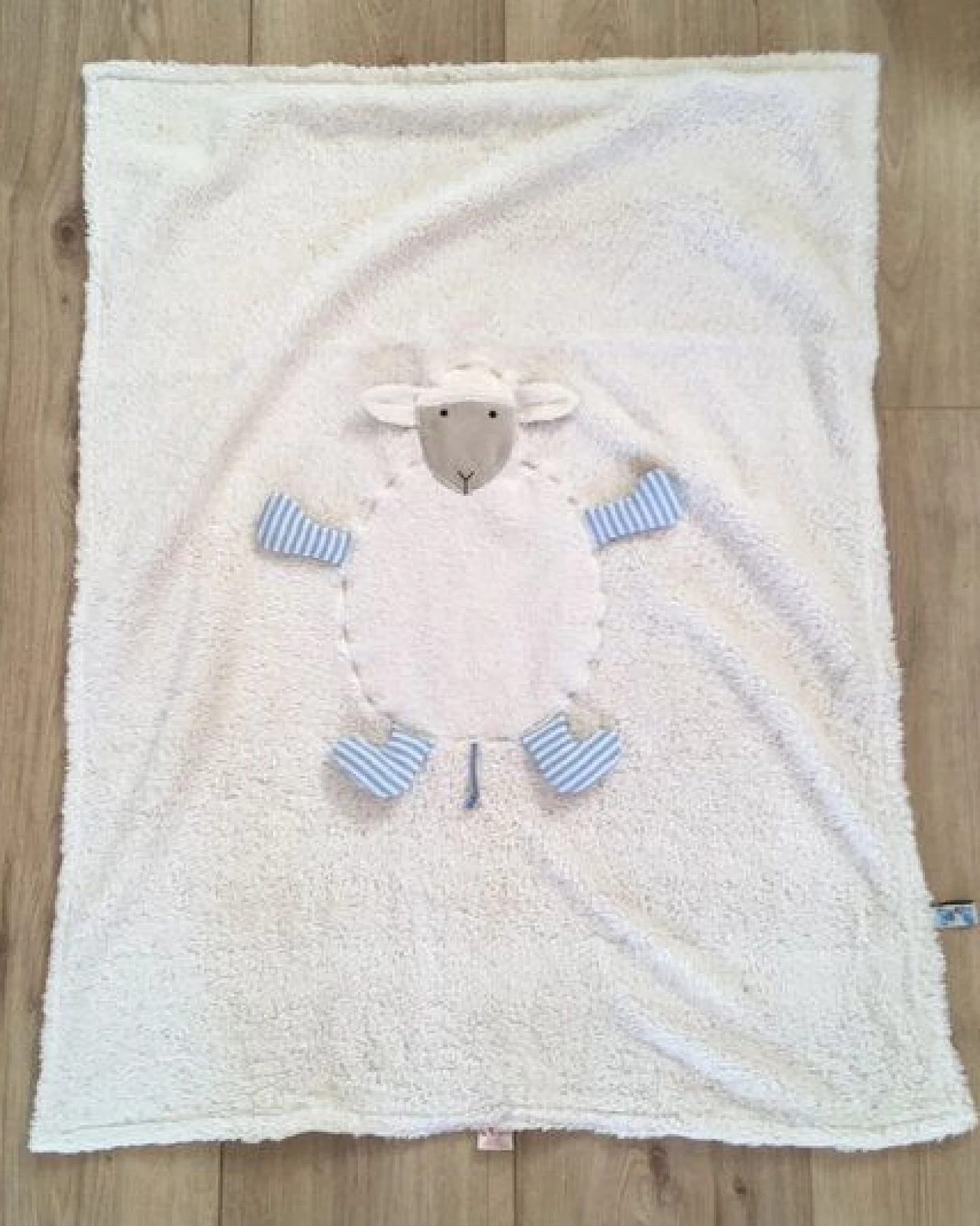Pat und Patty Kuschlige Bio-Babydecke "Schaf", Größe ca . 75 x 100 cm – Ansicht 3