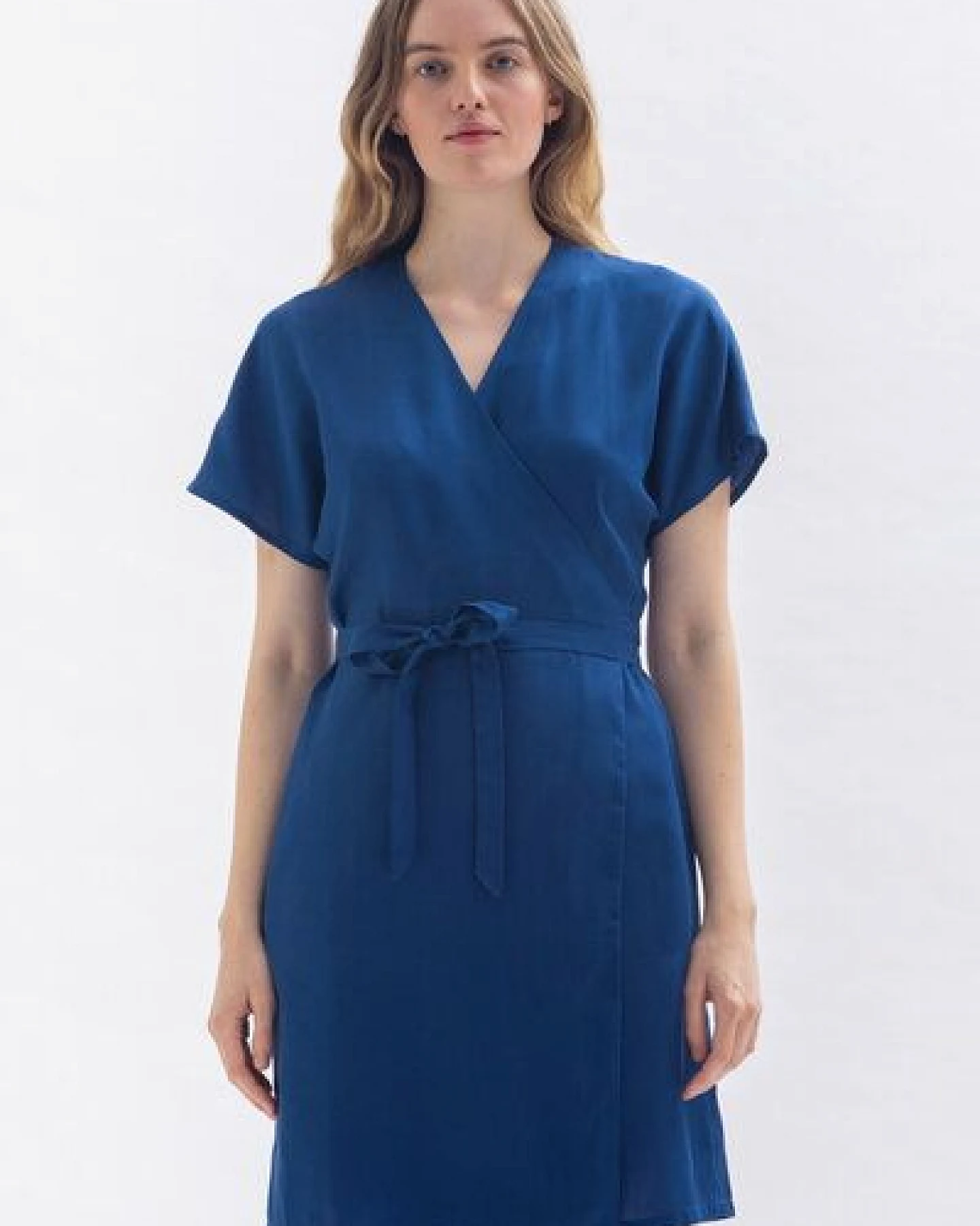 Studio Hertzberg Wickelkleid "CAAR-MEN" aus Tencel – Ansicht 4
