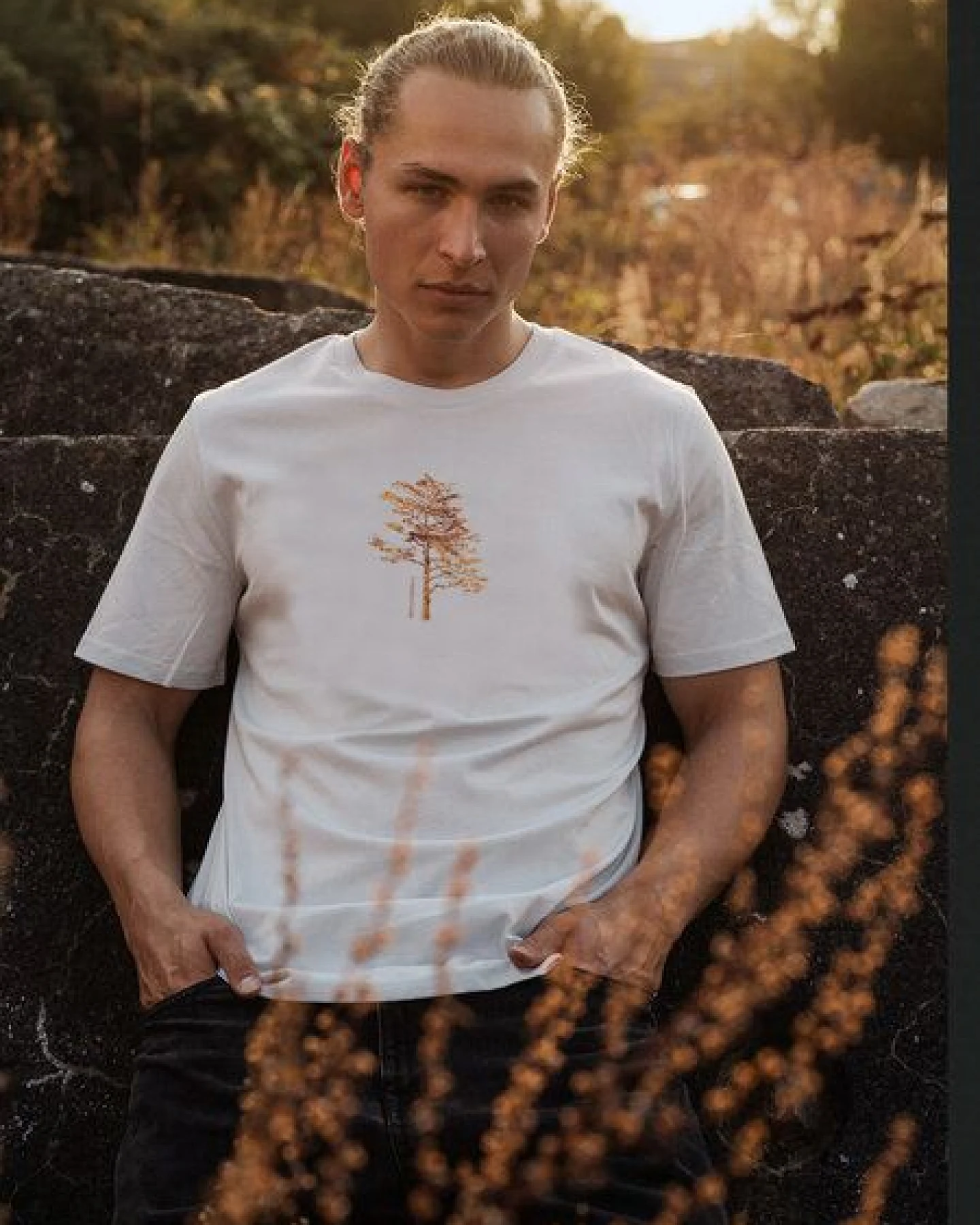Kultgut Echte Holzoptik- Weiches Shirt - 100% Biobaumwolle / Wertschätzung Tree – Ansicht 2