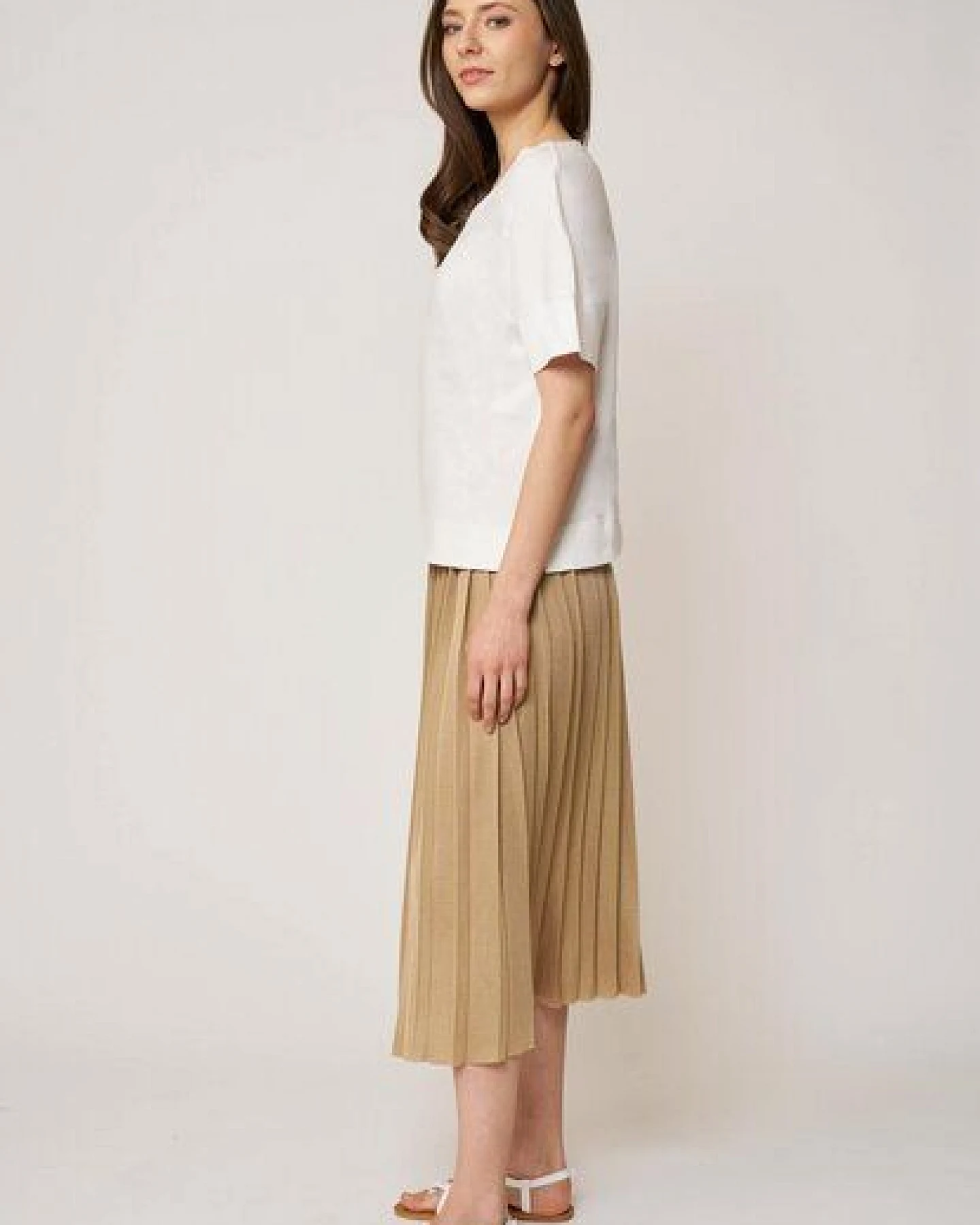 LANA Organic Shirt, Modell Valentina – Ansicht 4