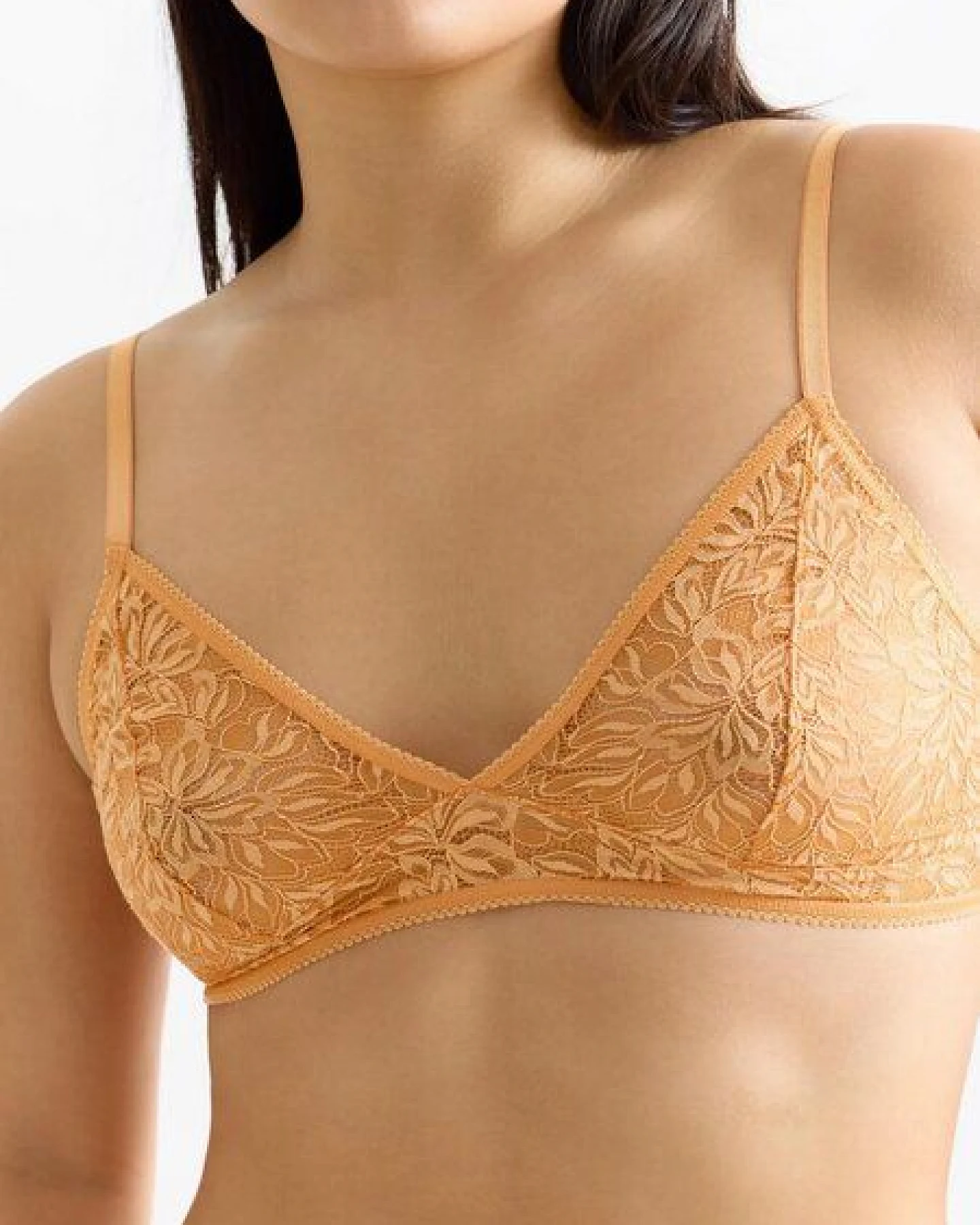 erlich textil Iconic Lace bügelloser Triangel BH mit Spitze, made in Europe – Ansicht 3
