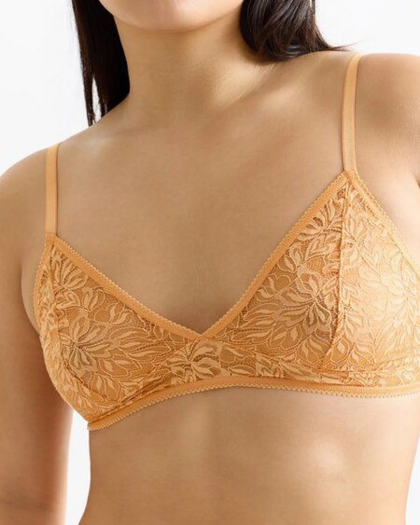 erlich textil Iconic Lace bügelloser Triangel BH mit Spitze aus abbaubarem Polyamid, made in Europe – Ansicht 3