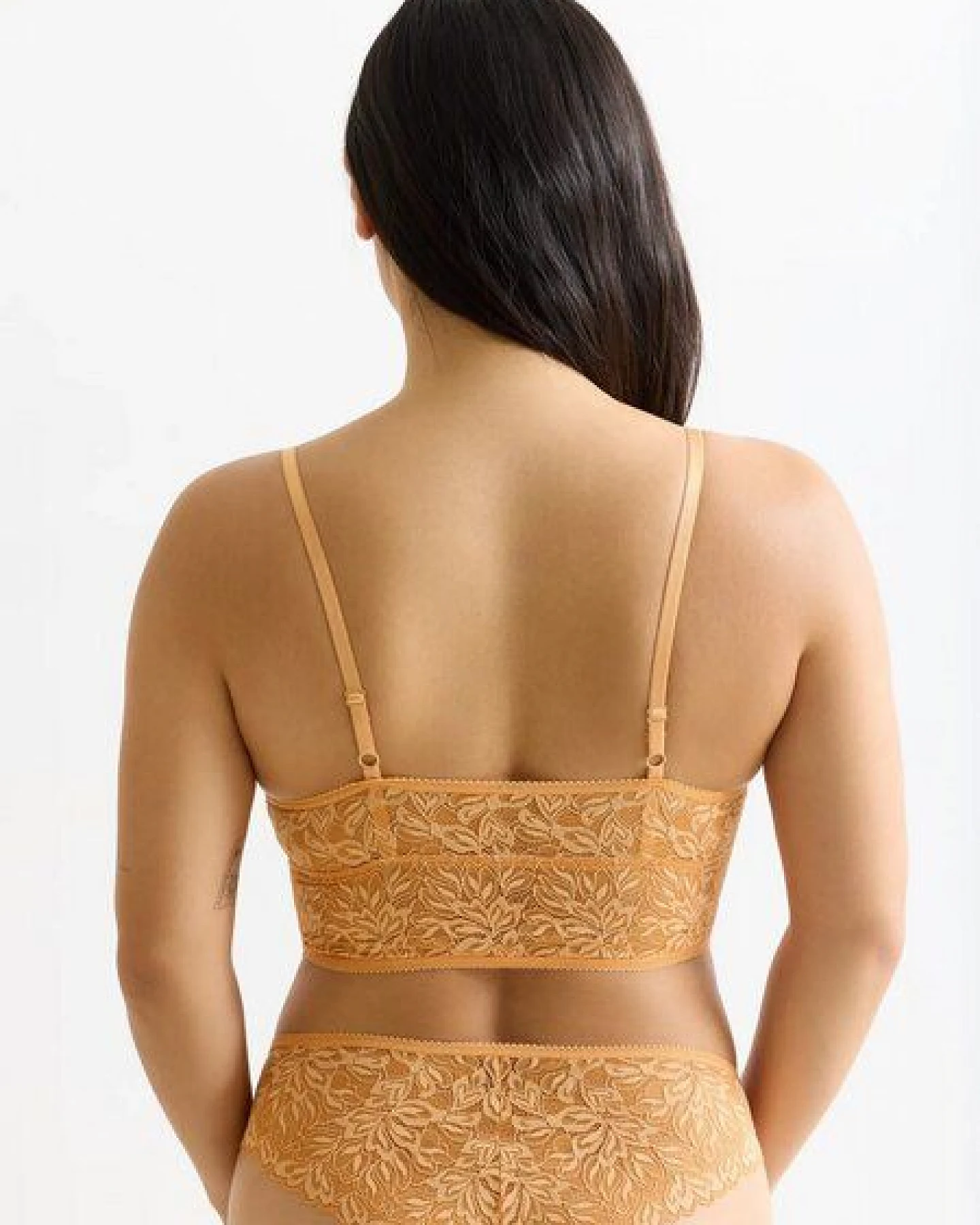 erlich textil Iconic Lace bügelloses Bralette Top mit Spitze aus abbaubarem Polyamid, made in Europe – Ansicht 2