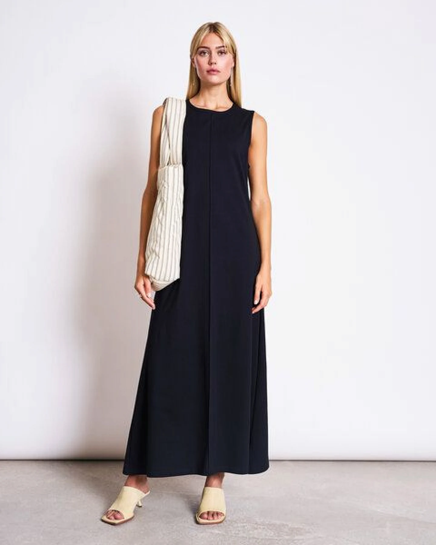 JAN N JUNE Ärmelloses Maxikleid CALIA aus Baumwolle – Ansicht 2