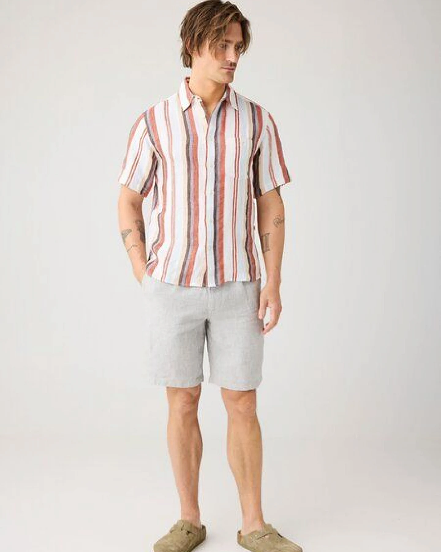 KnowledgeCotton Apparel Lockeres gestreiftes Kurzarmhemd aus Bio-Leinen – Ansicht 3