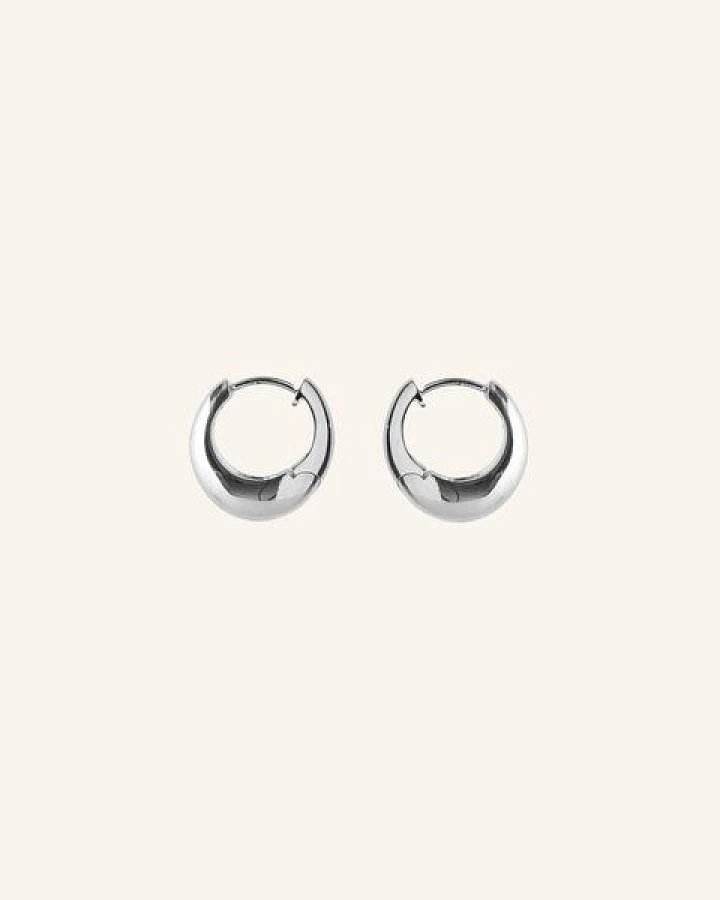 Pernille Corydon - Ohrringe MINI GLOBE HUGGIES aus Recycled sterling silver / Gold plated recycled sterling silver