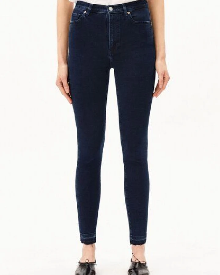 Produktseite: ARMEDANGELS INGAA Damen Jeans aus Bio-Baumwoll Mix X-Stretch