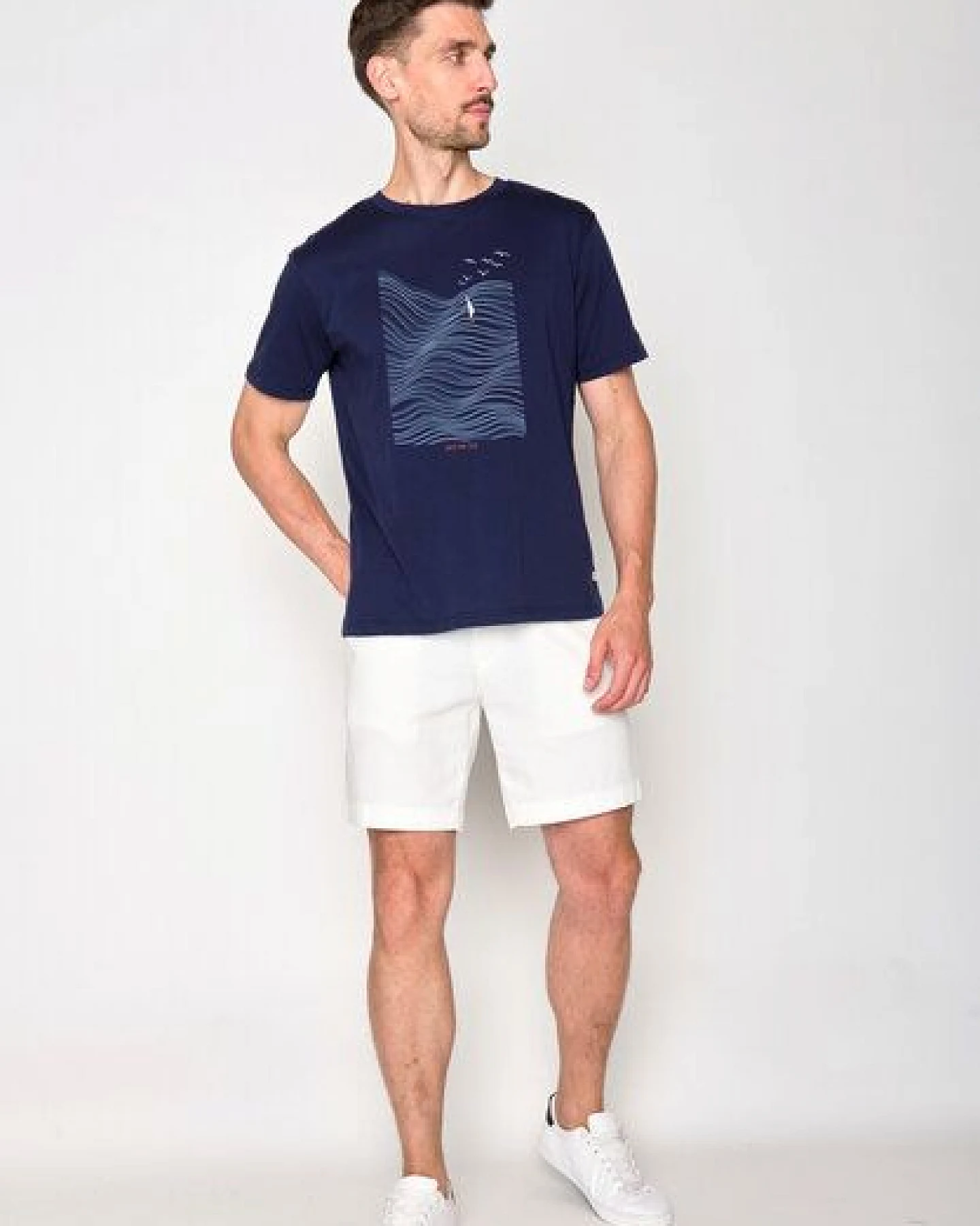 GREENBOMB Nature Sea Vibes Fusion - Lässiges T-Shirt aus Bio-Baumwolle / hochwertiger Print / GOTS / Fair & Vegan – Ansicht 2
