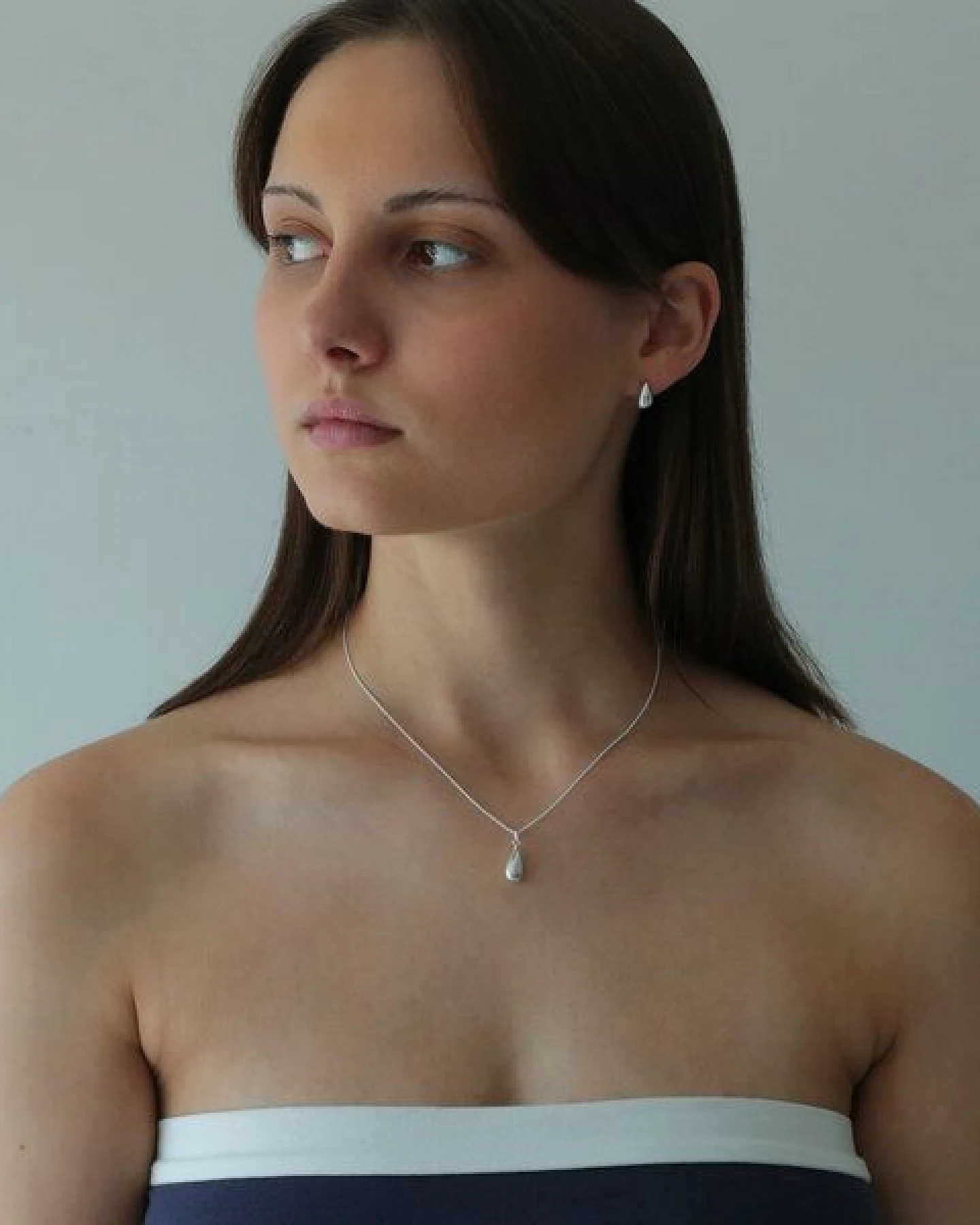 BELLYBIRD Jewellery Halskette - filigraner Tropfen, 925 Sterlingsilber, vergoldet – Ansicht 3