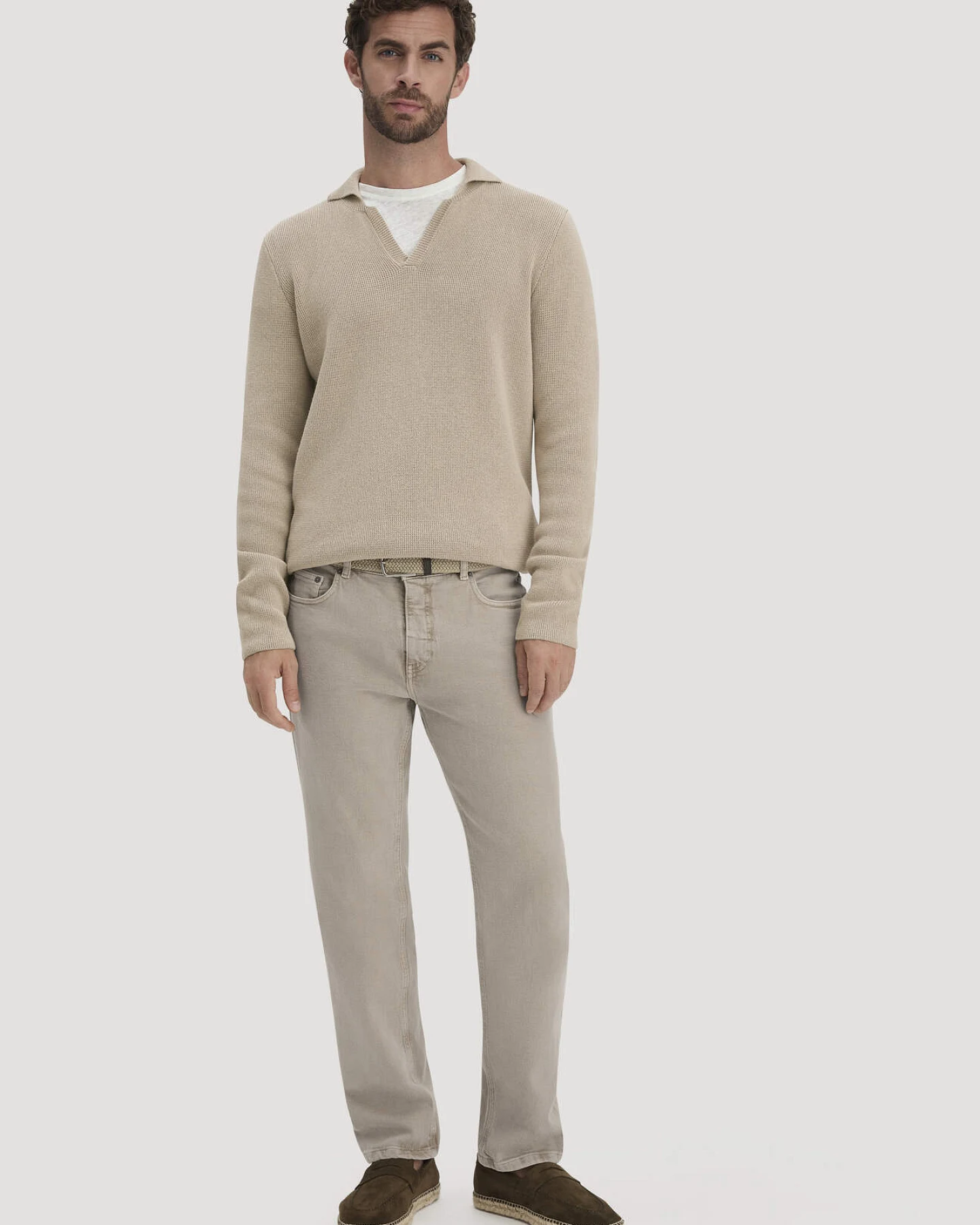 hessnatur Herren Milano Strick Polo Regular aus Leinen mit Bio-Baumwolle und LENZING™ ECOVERO™ Viskose - beige - Größe M – Ansicht 2