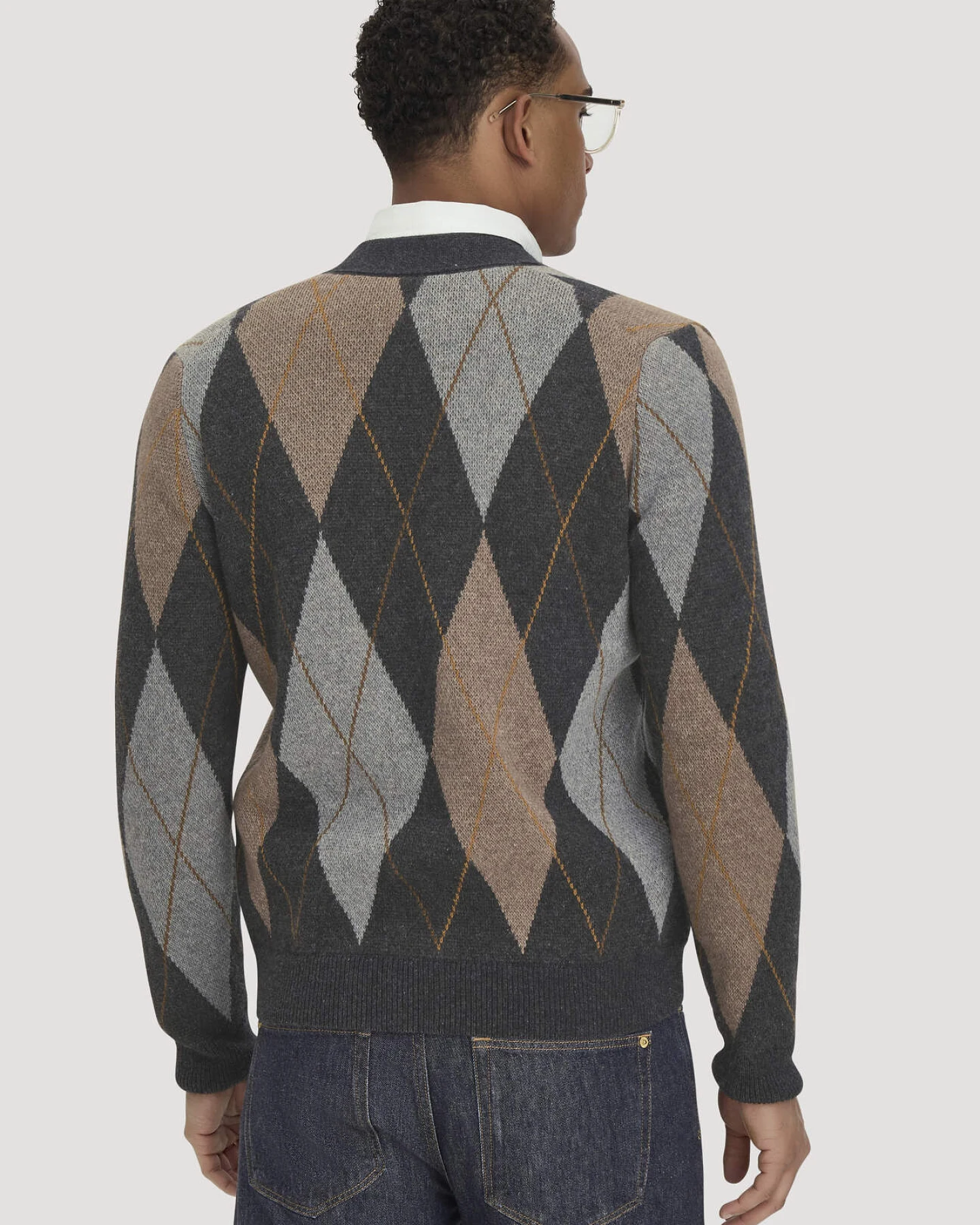 hessnatur Herren Argyle Strick Cardigan Regular aus Schurwolle und Bio-Baumwolle - grau - Größe M – Ansicht 3
