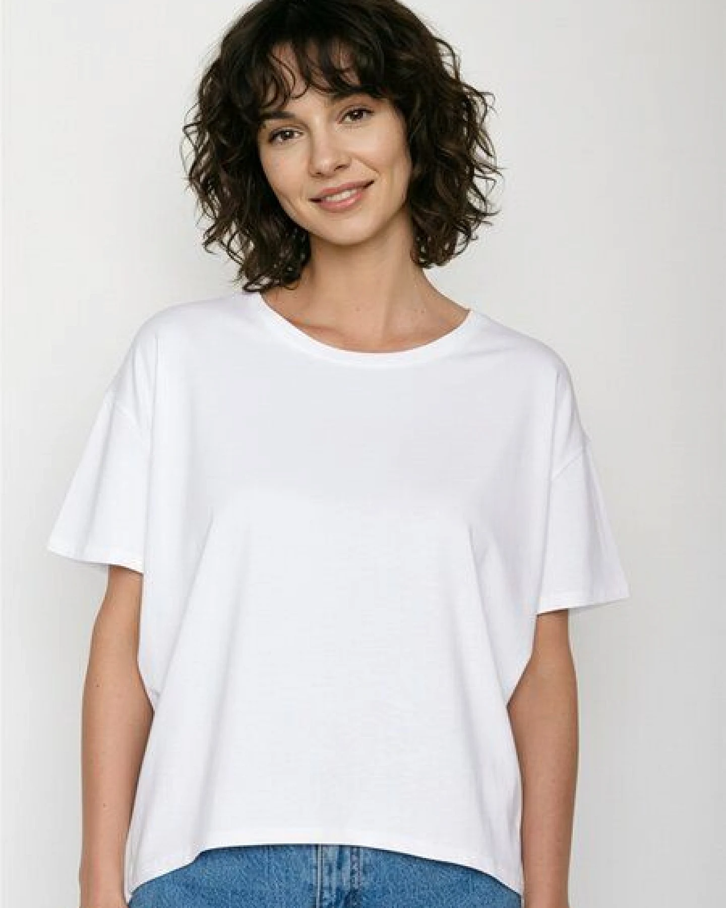 GREENBOMB Basic Feel - Lässiges T-Shirt aus Bio-Baumwoll-Mix / GOTS / Fair & Vegan – Ansicht 2