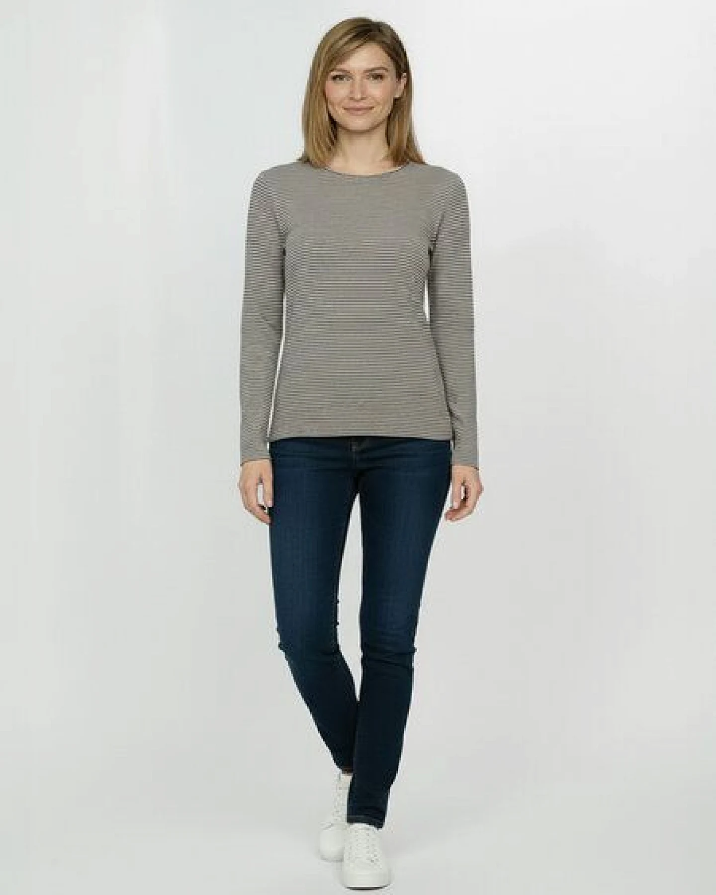 GREENBOMB Basic Yummy - Sportliches Longsleeve aus Bio-Baumwolle / GOTS / Fair & Vegan – Ansicht 3