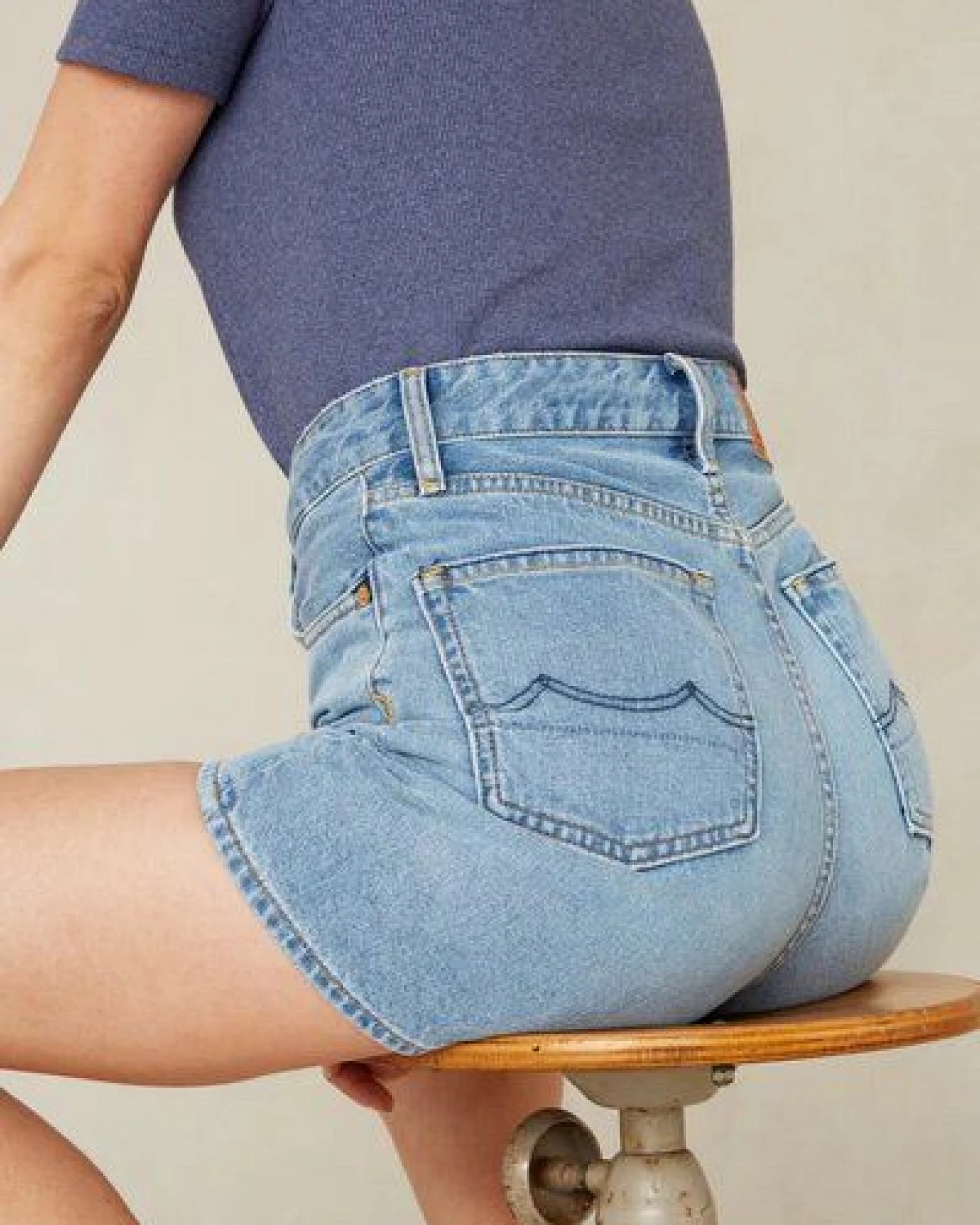 Kings Of Indigo Damen Shorts "LIORA" aus recycelter Pre- & Post- Consumer Baumwolle – Ansicht 4