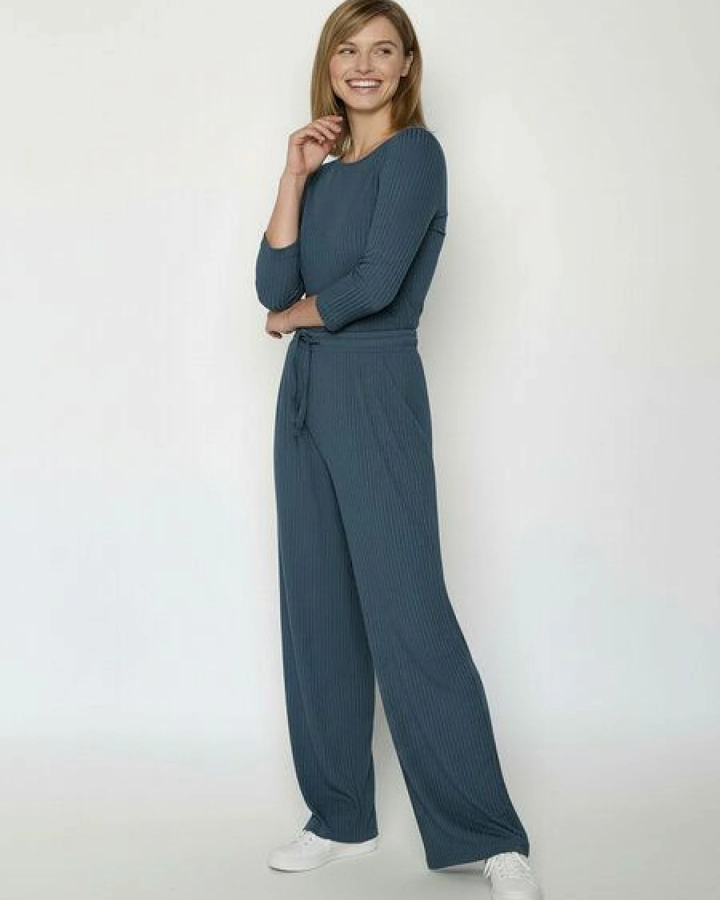 GREENBOMB Basic Mood - Lässige Hose aus LENZING ECOVERO / Fair & Vegan – Ansicht 2