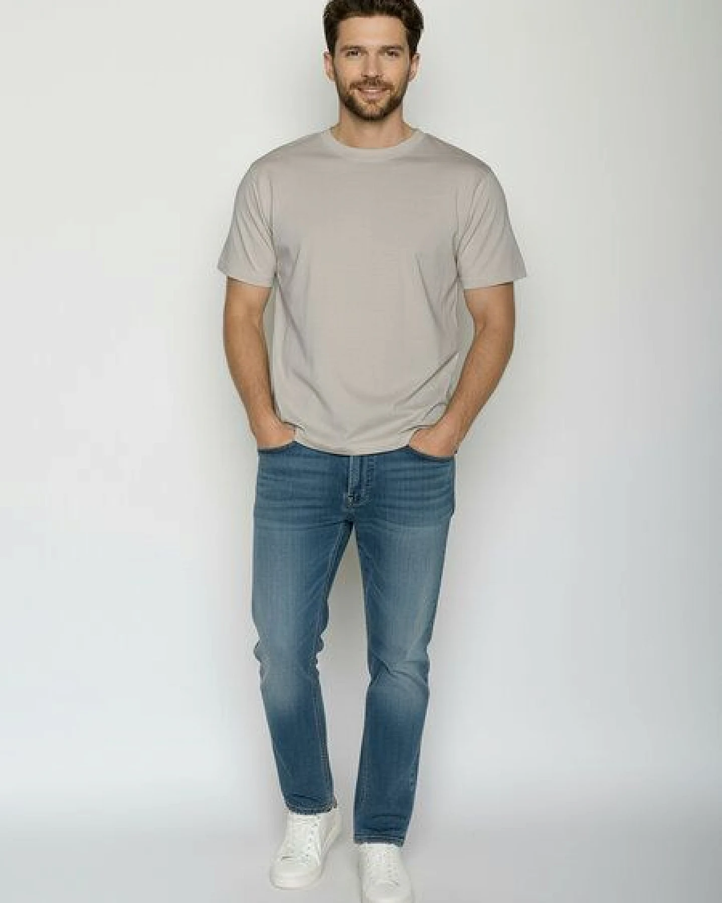 GREENBOMB Basic Fusion - Lässiges Oversize-T-Shirt aus Bio-Baumwolle / GOTS / Fair & Vegan – Ansicht 3