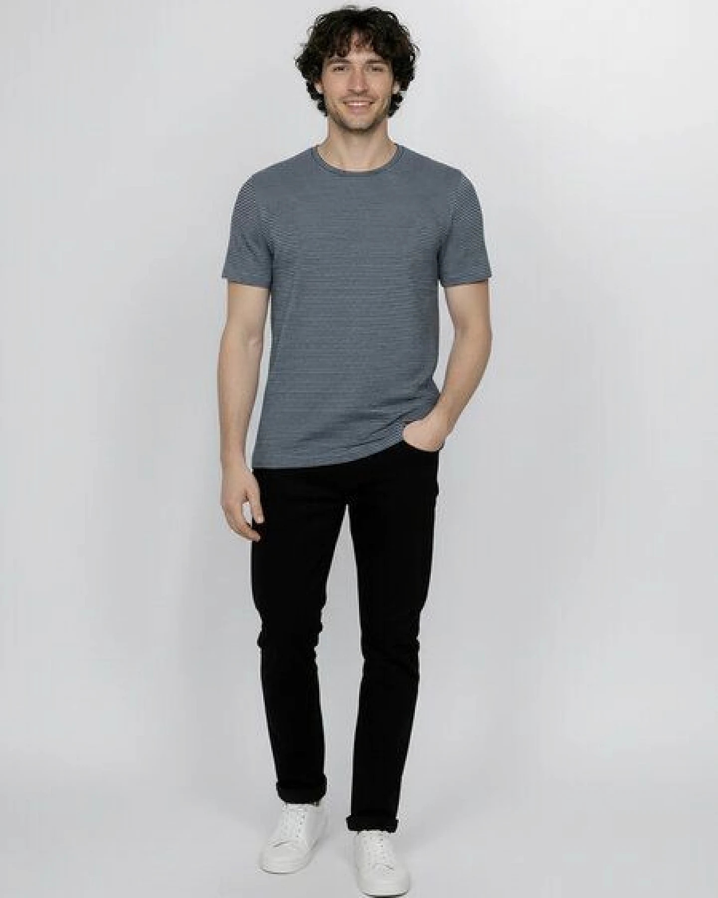 GREENBOMB Basic Spice - Sportliches T-Shirt aus Bio-Baumwolle / GOTS / Fair & Vegan – Ansicht 3