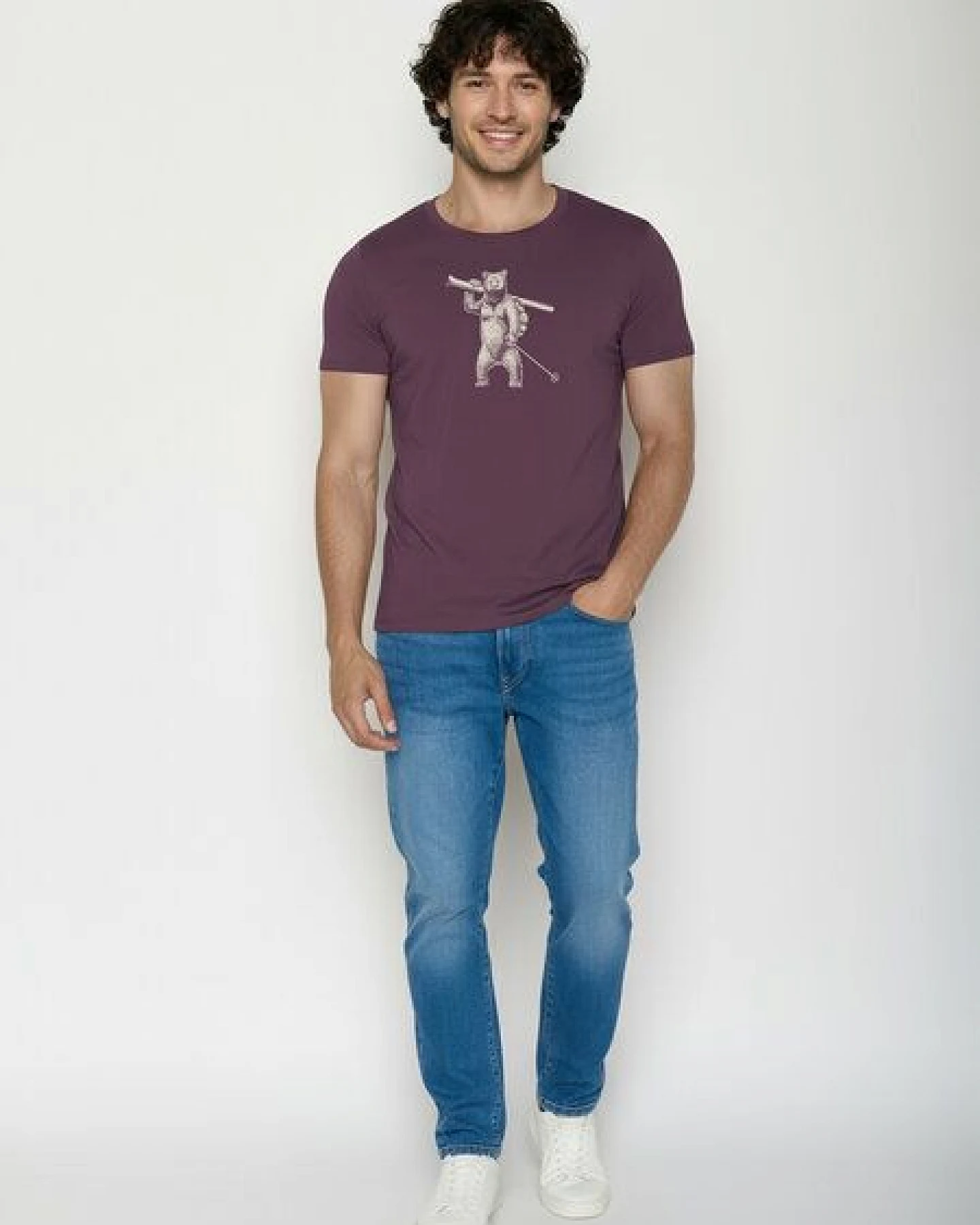 GREENBOMB Ski Bear Guide - Sportliches T-Shirt aus Bio-Baumwolle / hochwertiger Print / GOTS / Fair & Vegan – Ansicht 3