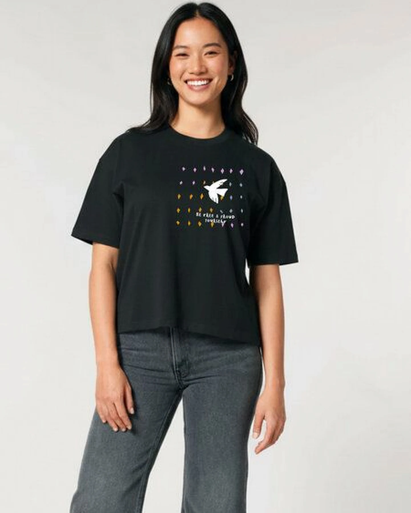 Kultgut Biofair- Boxistyle Shirt / BE FREE & PROUD YOURSELF – Ansicht 2