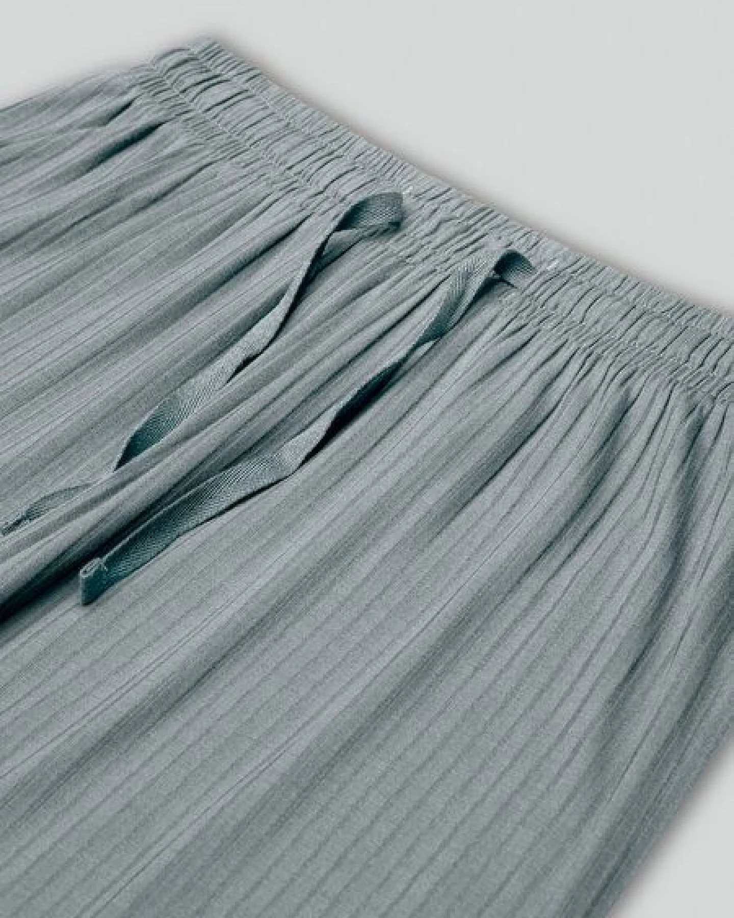 GREENBOMB Basic Mood - Lässige Hose aus LENZING ECOVERO / Fair & Vegan – Ansicht 4