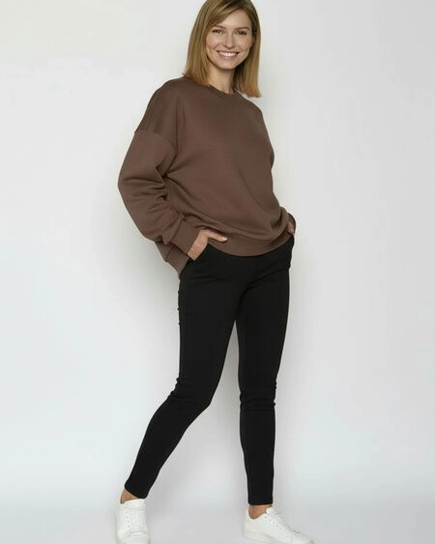 GREENBOMB Basic Core - Lässiges Sweatshirt aus Bio-Baumwolle / GOTS / Fair & Vegan – Ansicht 3