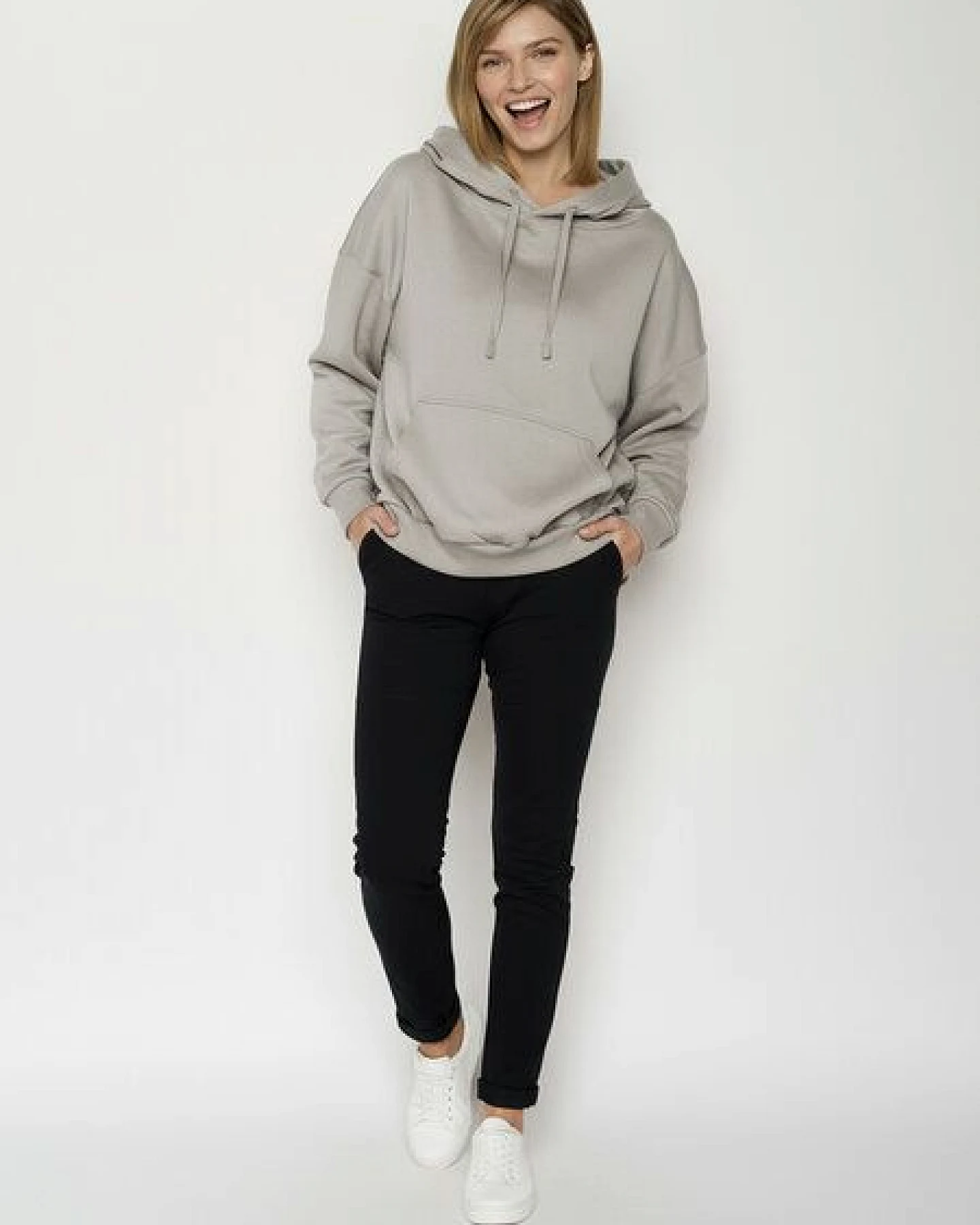 GREENBOMB Basic Mello - Lässiger Hoodie aus Bio-Baumwolle / GOTS / Fair & Vegan – Ansicht 3