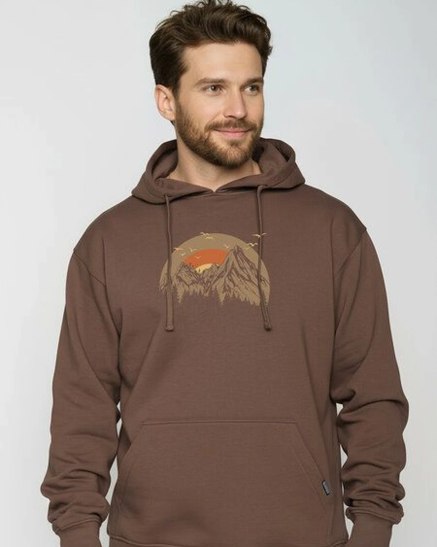 GREENBOMB Peak Circle Joy - Gemütlicher Hoodie aus Bio-Baumwolle / hochwertiger Print / GOTS / Fair & Vegan – Ansicht 2