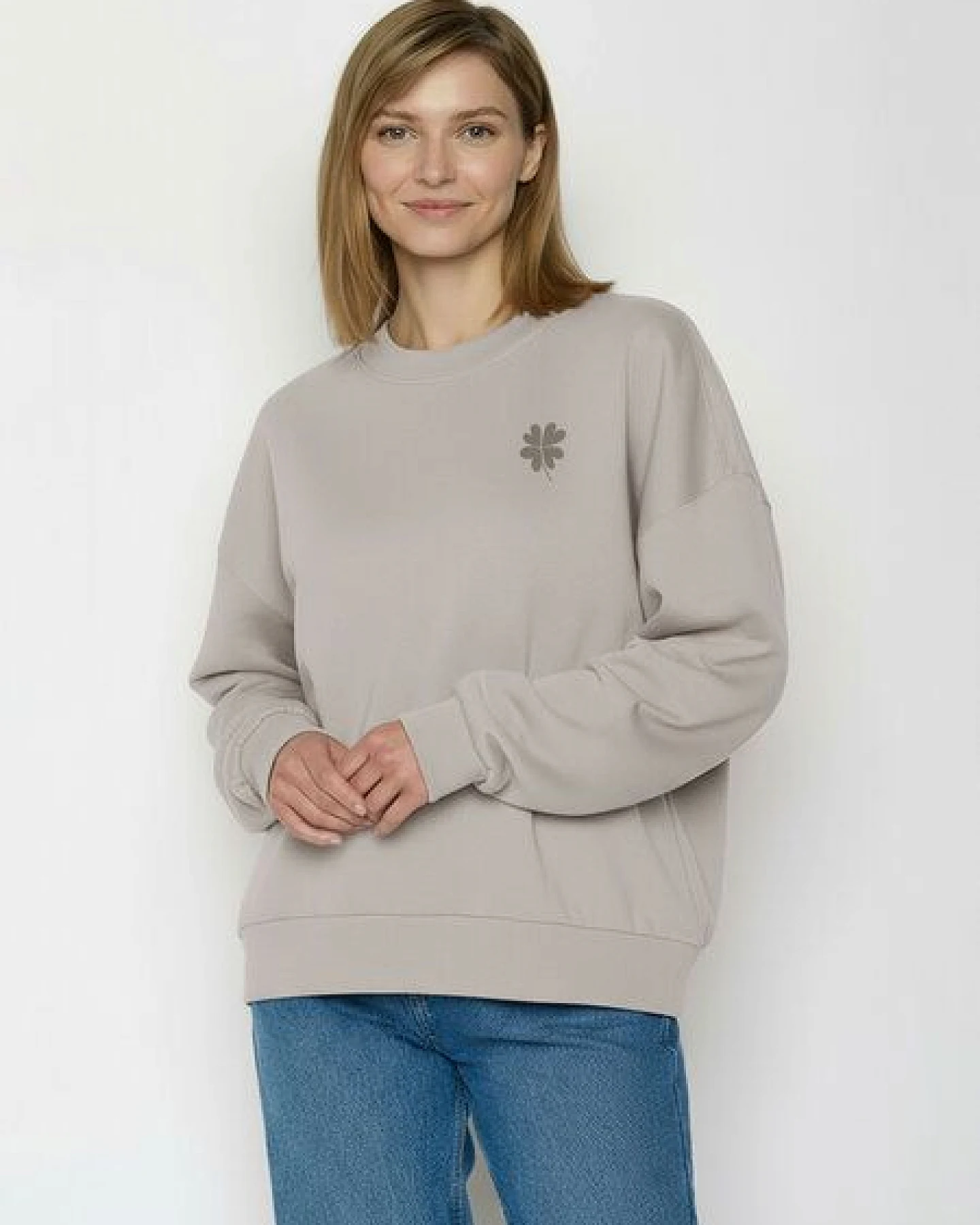GREENBOMB Shamrock Core - Lässiges Sweatshirt aus Bio-Baumwolle / hochwertiger Print / GOTS / Fair & Vegan – Ansicht 2