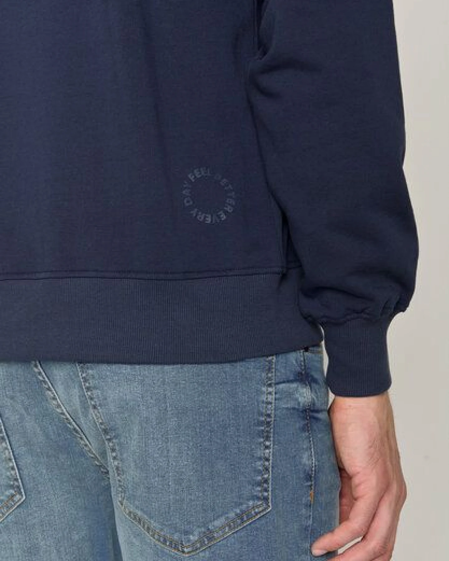 GREENBOMB Basic Joy - Gemütlicher Hoodie aus Bio-Baumwolle / GOTS / Fair & Vegan – Ansicht 4