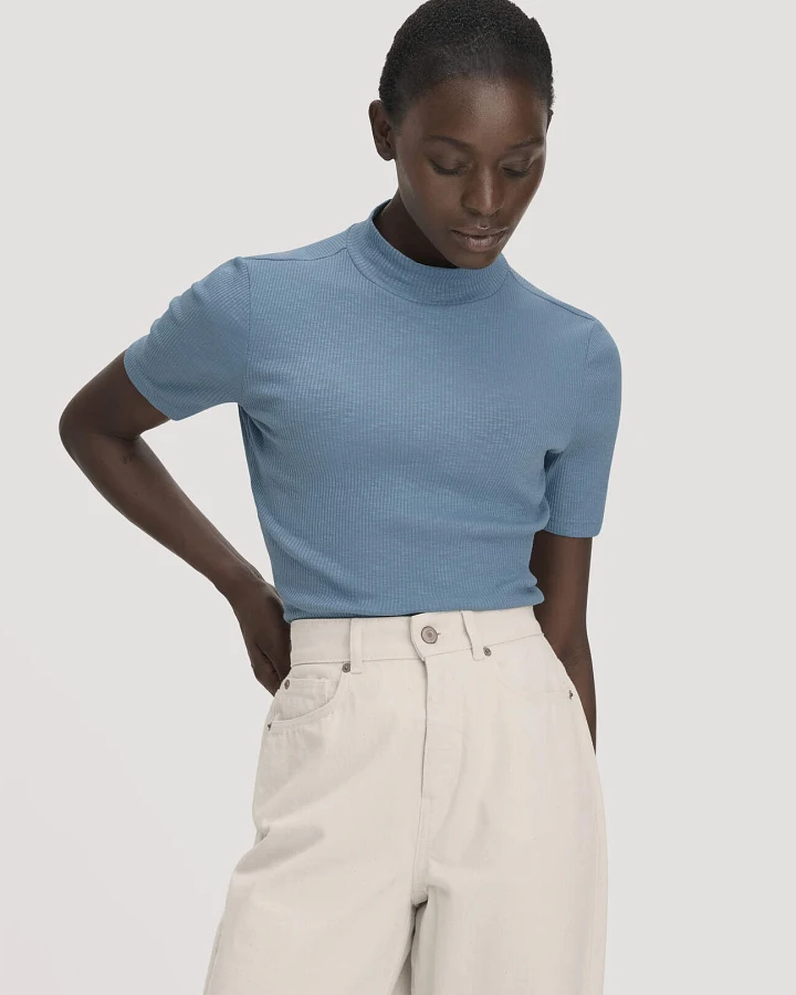 Blau