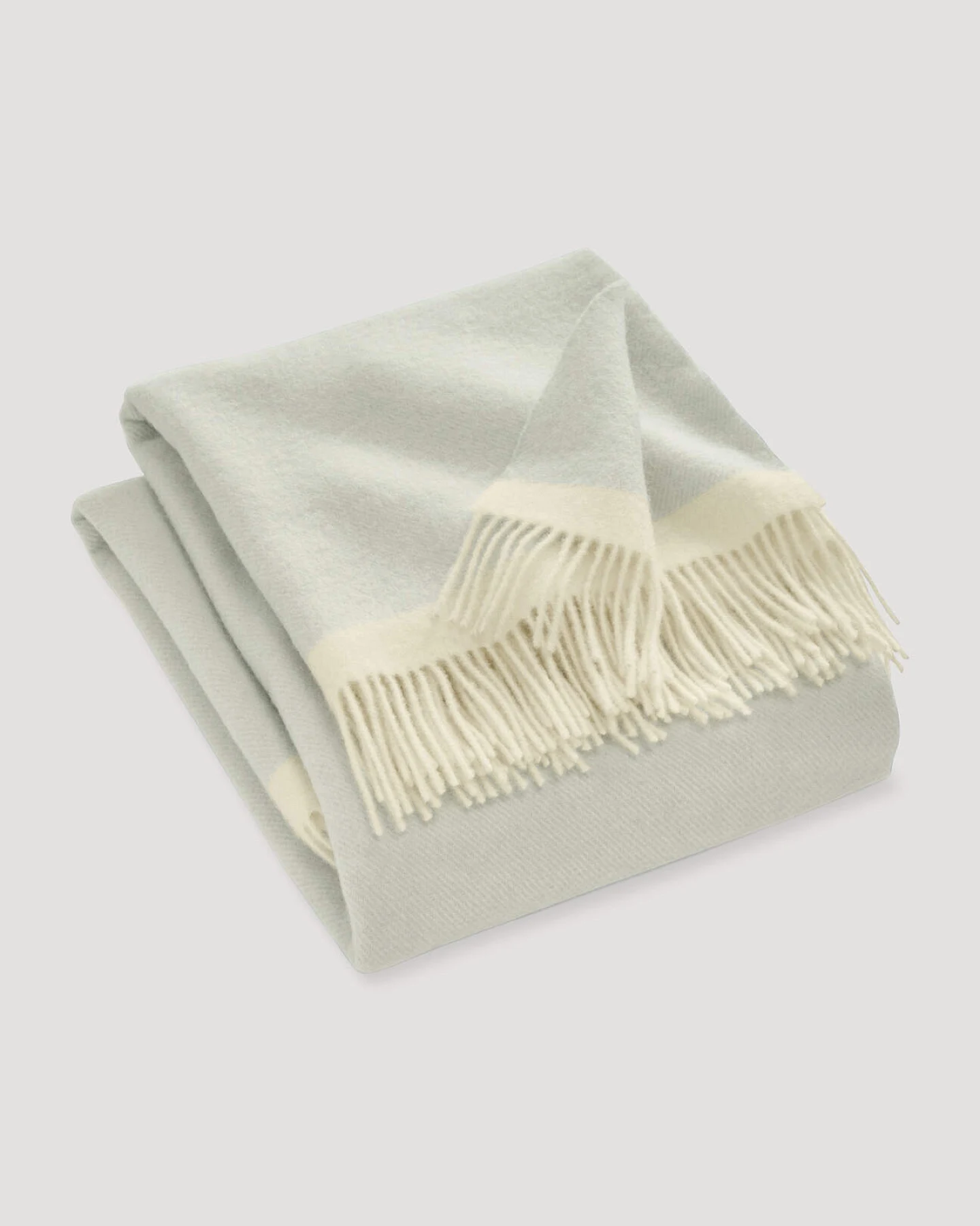 hessnatur Plaid JONNE aus Bio-Lambswool - grün - Größe 130x180 cm – Ansicht 2